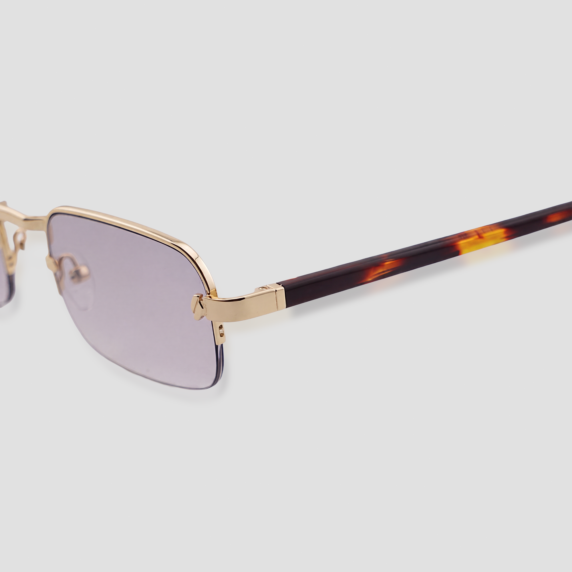 SONNENBRILLE RHOADES (FREISEIN X SANTES LIMITED)